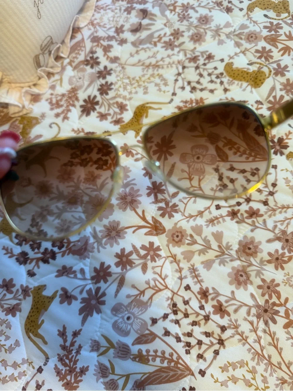 Tory Burch — Gold Aviator Sunglasses